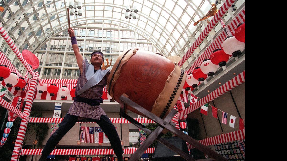 
Bon Odori Japanese Festival Wells Fargo Atrium Plaza, 301 S. Tryon St. Saturday, 11 a.m. - 4 p.m. The 31st annual free festival brings Japanese food and crafts, a traditional Japanese tea ceremony, performances of Taiko and dance, and a Japanese Kendo sword martial arts exhibition.
