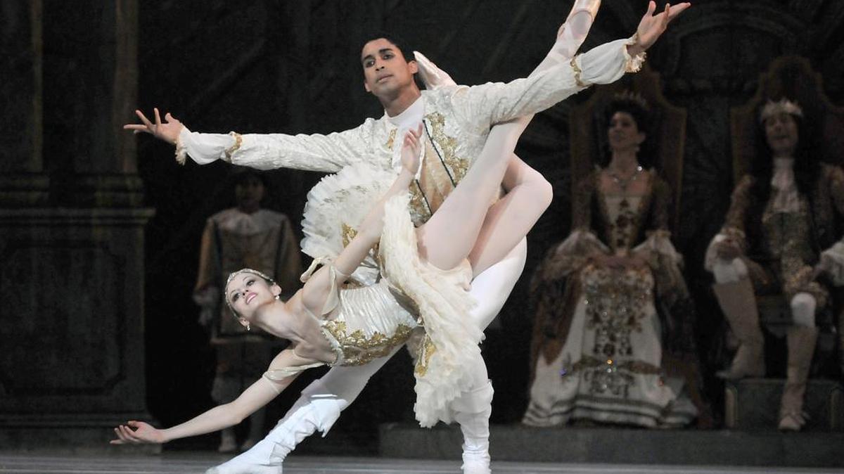 Alessandra Ball and Addul Manzano played the royal couple of “Sleeping Beauty” in 2012, the last time Charlotte Ballet did the piece.