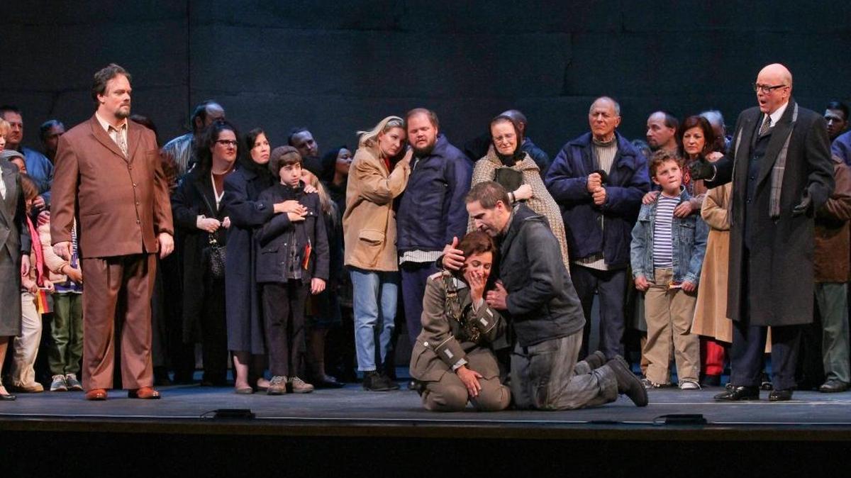 FidelioBelk Theater, 130 N. Tryon St.Thursday, 7:30 p.m.: Beethoven’s only opera is a tale of oppression and liberation. Opera Carolina sets this production behind the Berlin Wall just weeks before its fall in 1989. Tickets $19-$150, www.carolinatix.org.