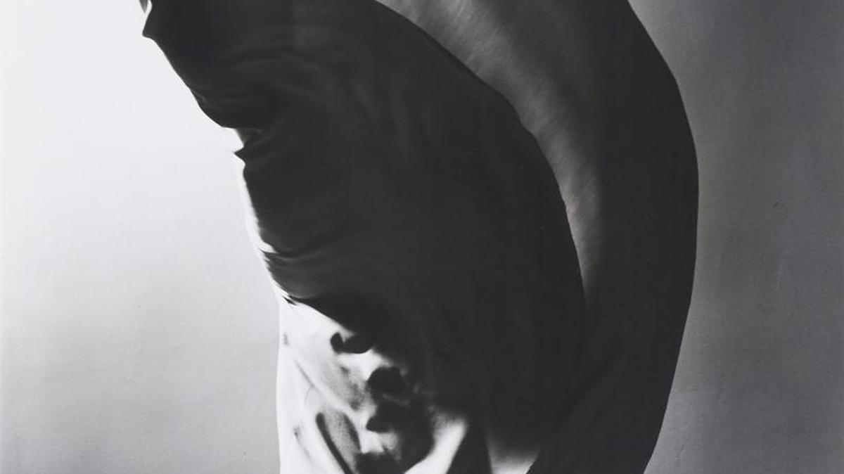 Among the Mint’s pieces: “Valerie Bettis – ‘The Desperate Heart,’” 1944, gelatin silver print (of dancer Bettis) by Barbara Morgan.