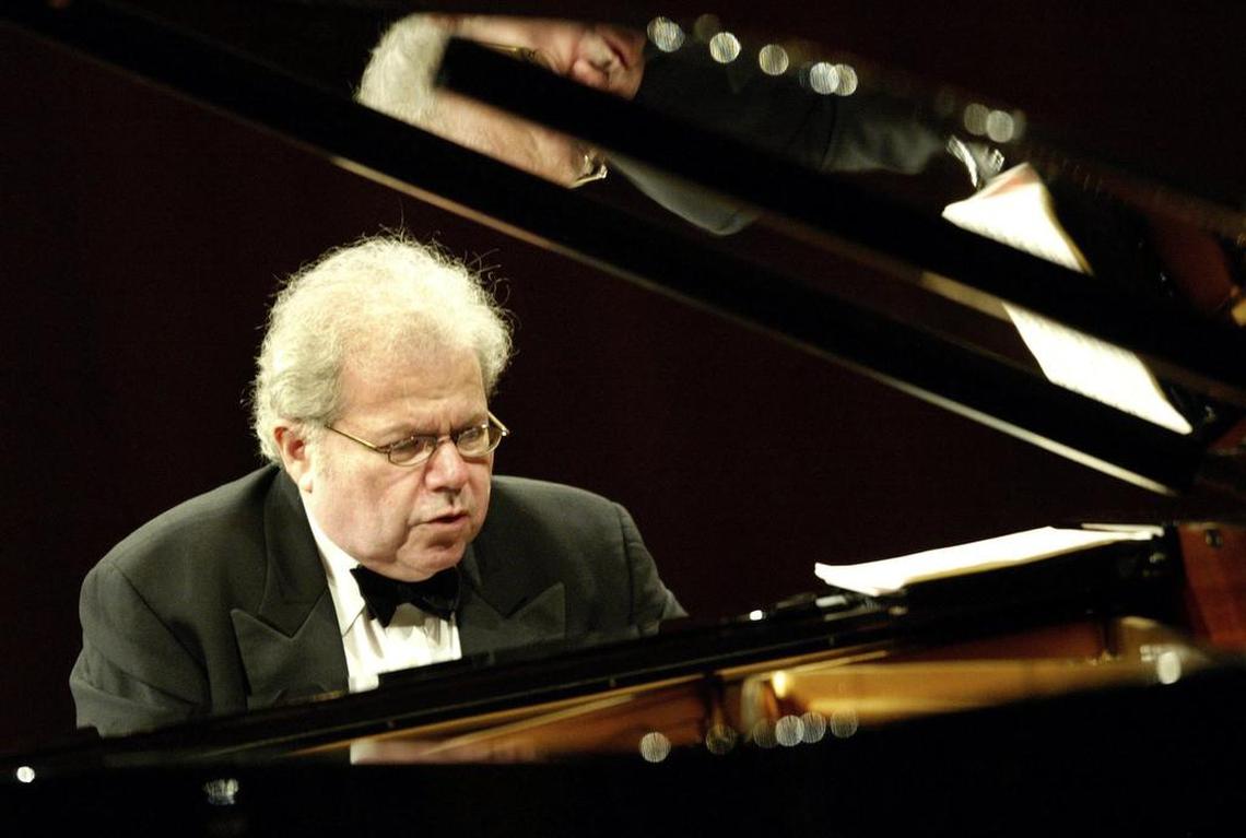 Charlotte Concerts brings in Polish-born pianist Emanuel Ax in October.