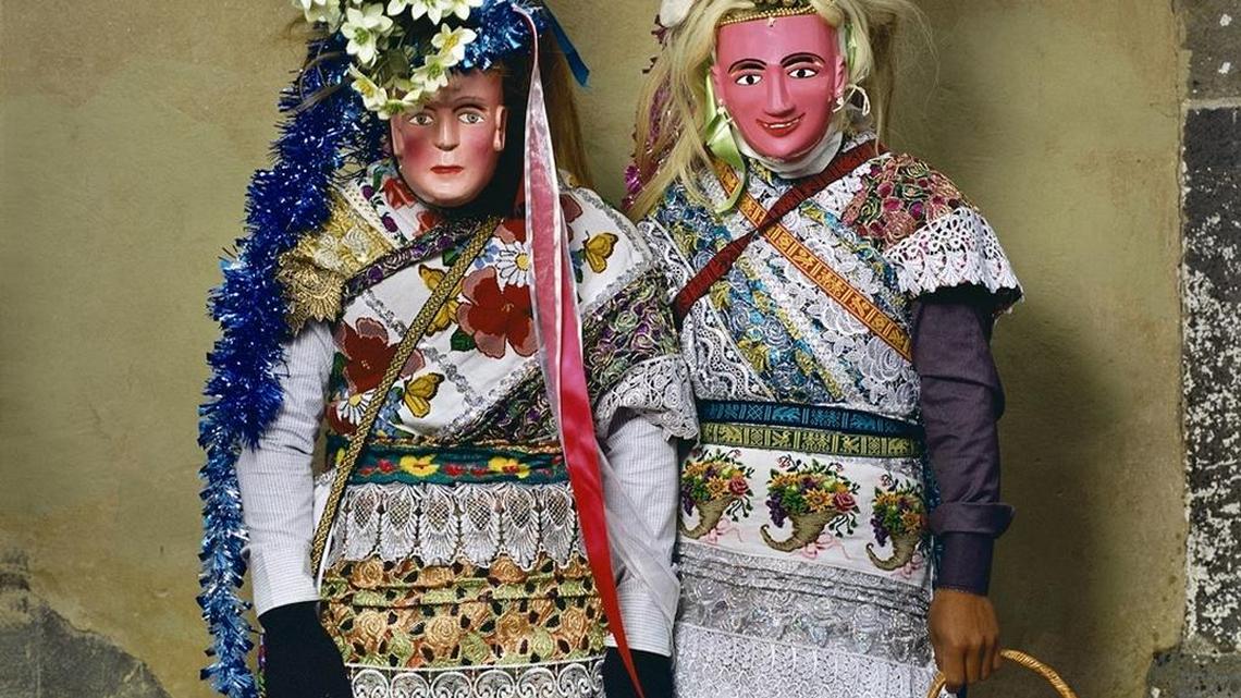 Phyllis Galembo’s chromogenic print “Curpite, Flower Gatherers,” Mexico 2017.