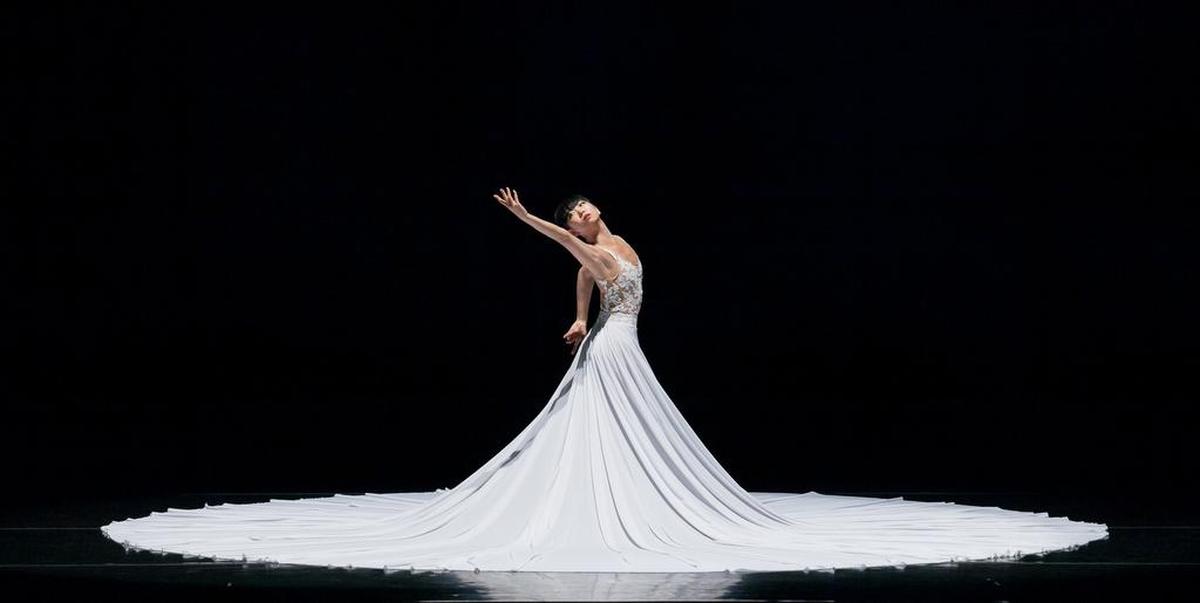 Jessica Lang Dance will premiere in Charlotte in November.
