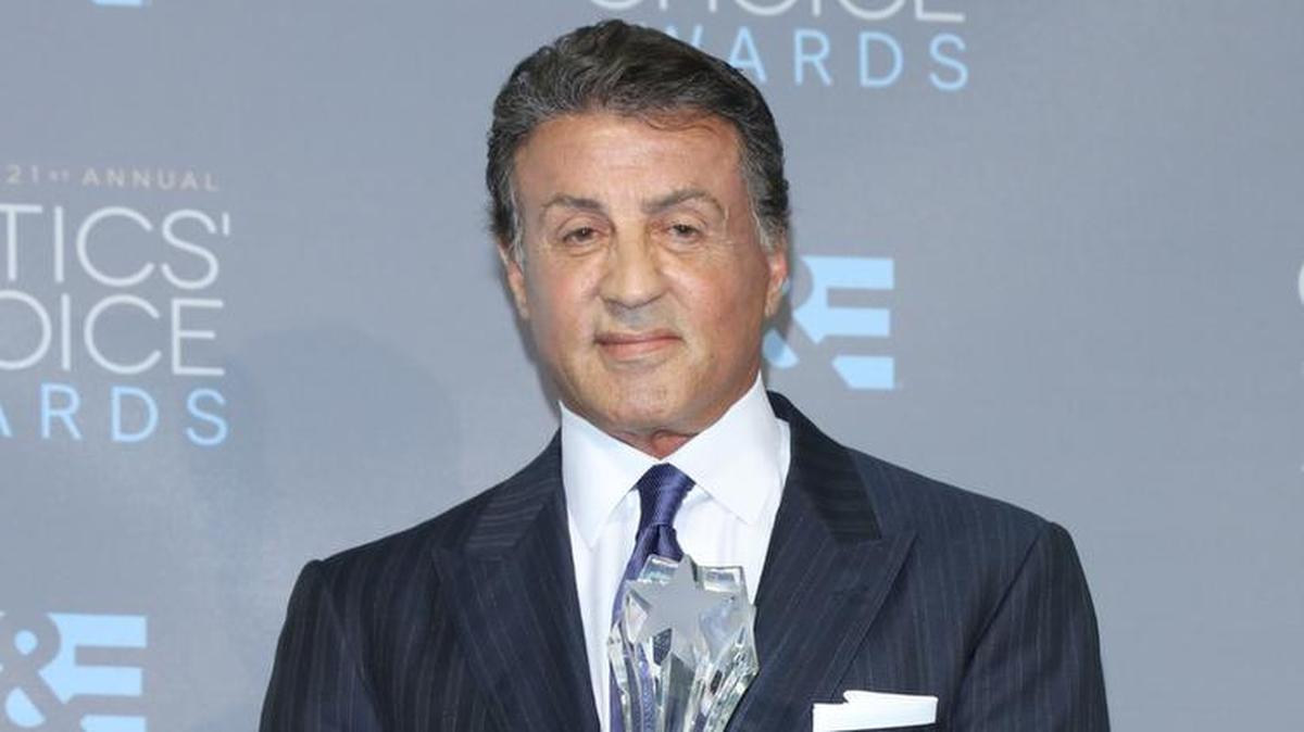 SANTA MONICA, CA - JANUARY 17: Actor Sylvester Stallone, winner of the award for Best Supporting Actor for ‘Creed,’ poses in the press room during the 21st Annual Critics’ Choice Awards at Barker Hangar on January 17, 2016 in Santa Monica, California. (Photo by Mark Davis/Getty Images)