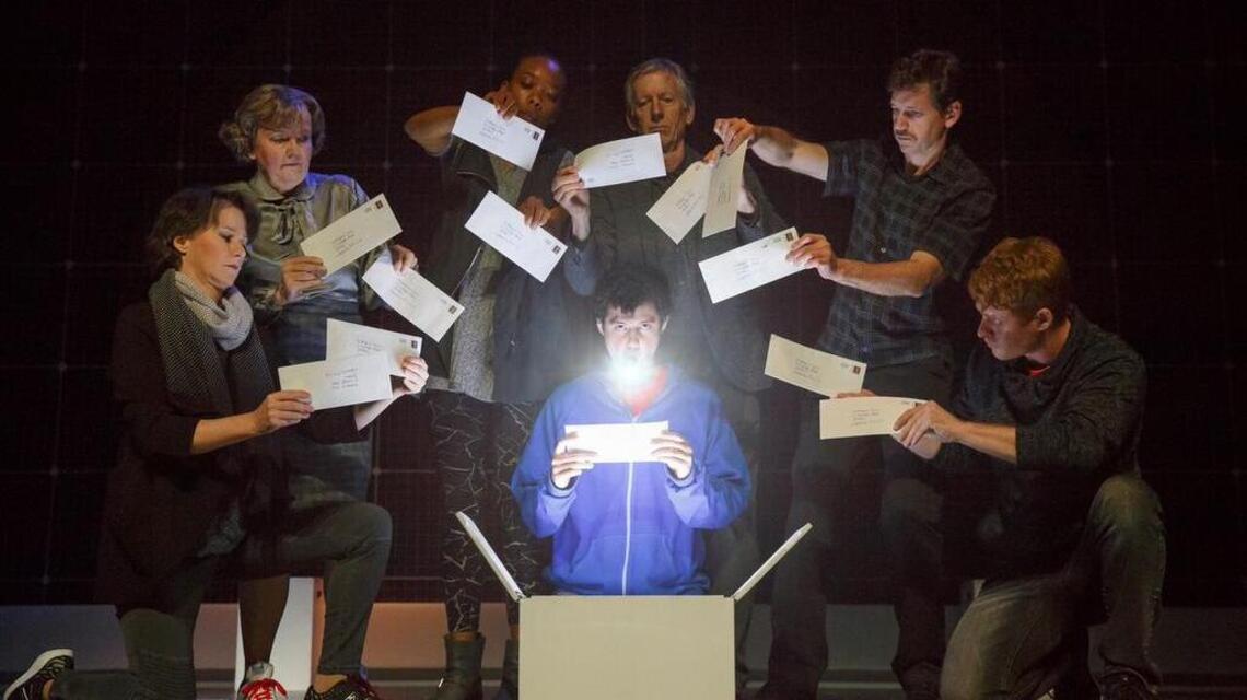 A dead dog, two live rats and a boy with a beautiful mind