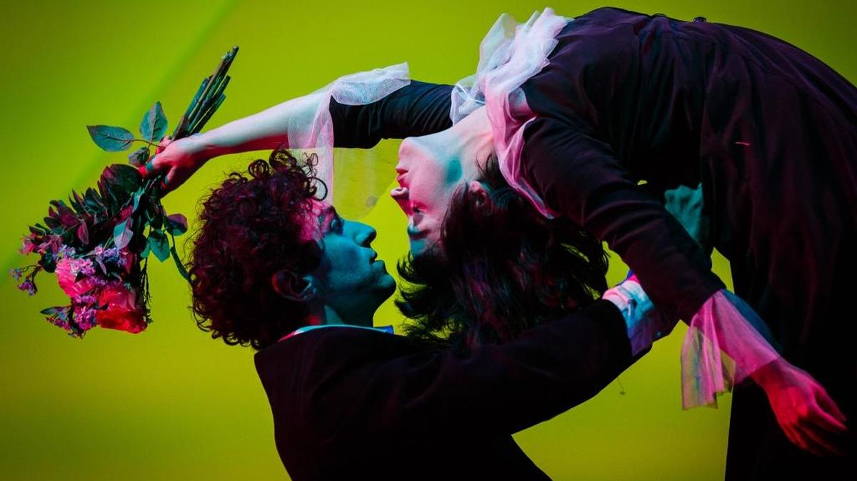 “The Flying Lovers of Vitebsk.”