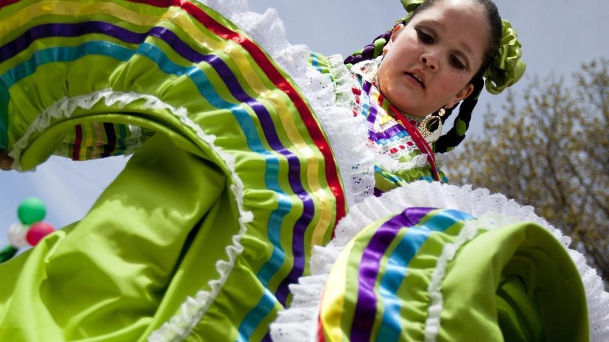 Charlotte’s Largest Cinco de Mayo Party Hot Taco, 200 E. Bland St.Thursday, 4 p.m.: Hot Taco and South End Station are throwing what they deem to be the largest Cinco de Mayo party in town. The fiesta will include Mexican food, mariachis and piñatas. www.facebook.com/HotTacoCLT