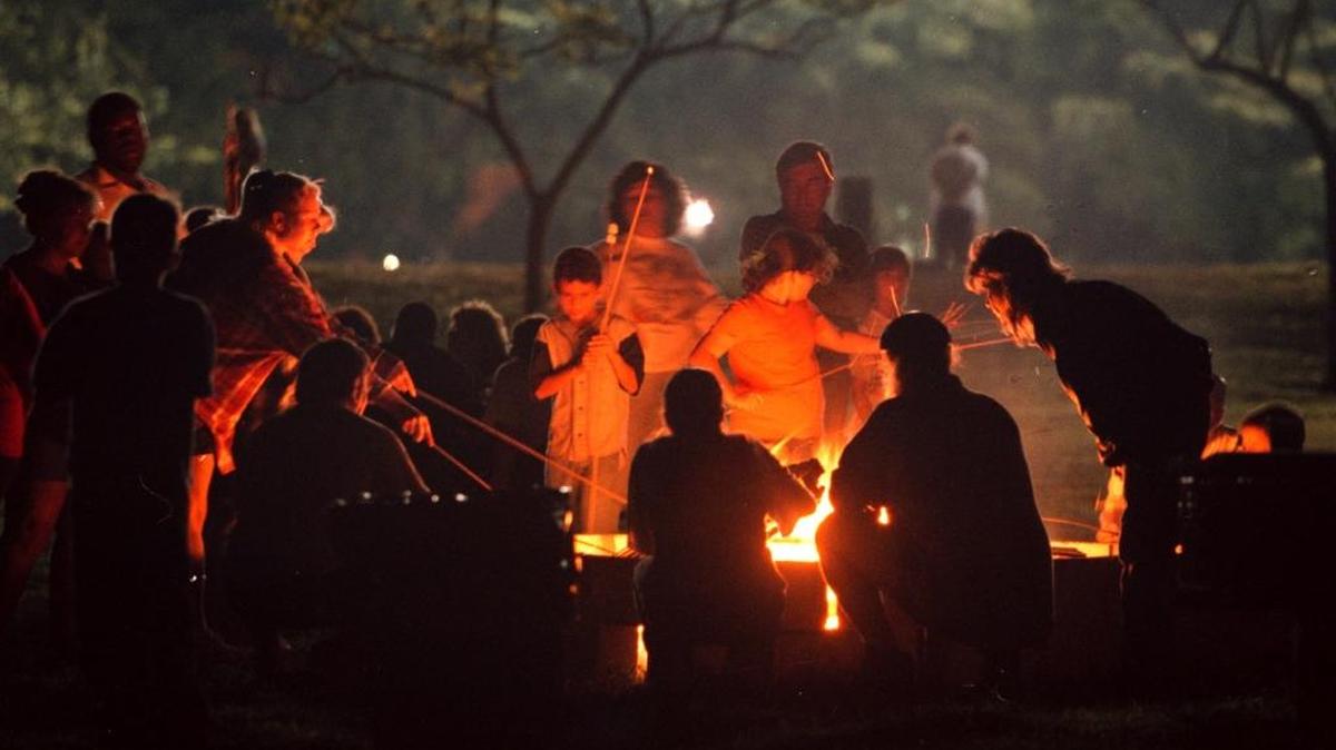 Family CampfireLatta Plantation Nature Center, 6211 Sample Road, HuntersvilleSunday, 1-4:30 p.m.: Visiting the nature preserve in winter can be chilly, so join around the campfire with hot cocoa, marshmallows for roasting, and games to play while you warm up.