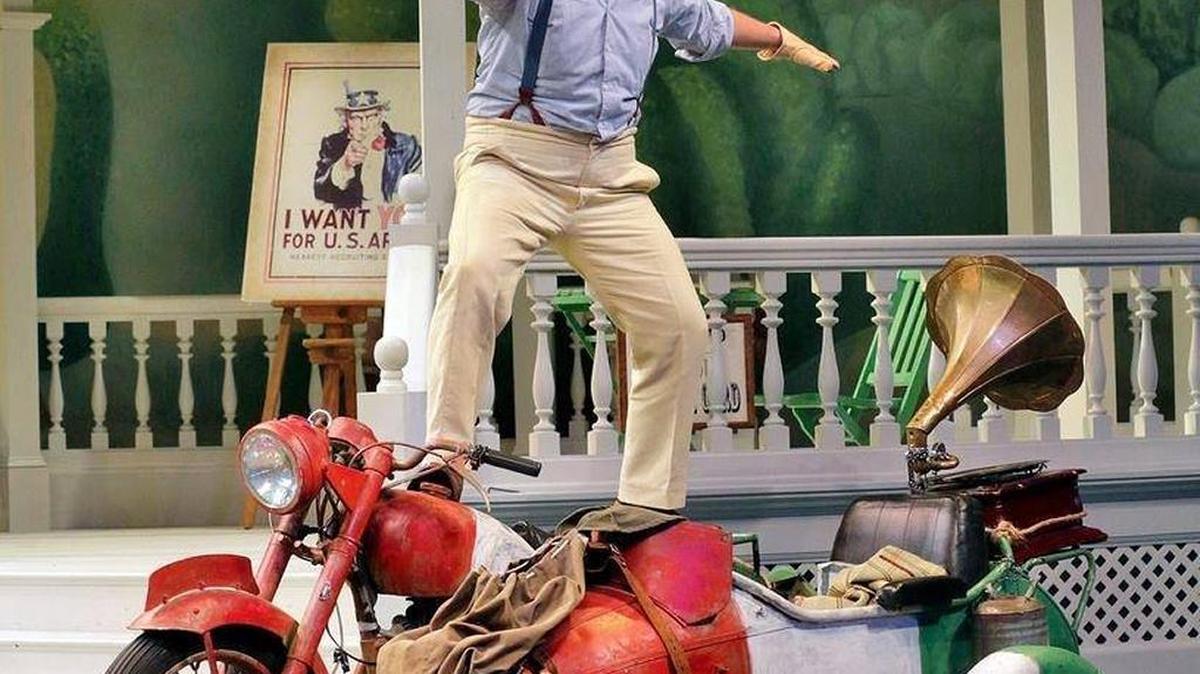 René Barbera, seen here in Opera Theatre of St. Louis’ “L’Elisir d’Amore,” won the Metropolitan Opera’s N.C. district auditions in 2008 and went on to win the national auditions in New York.