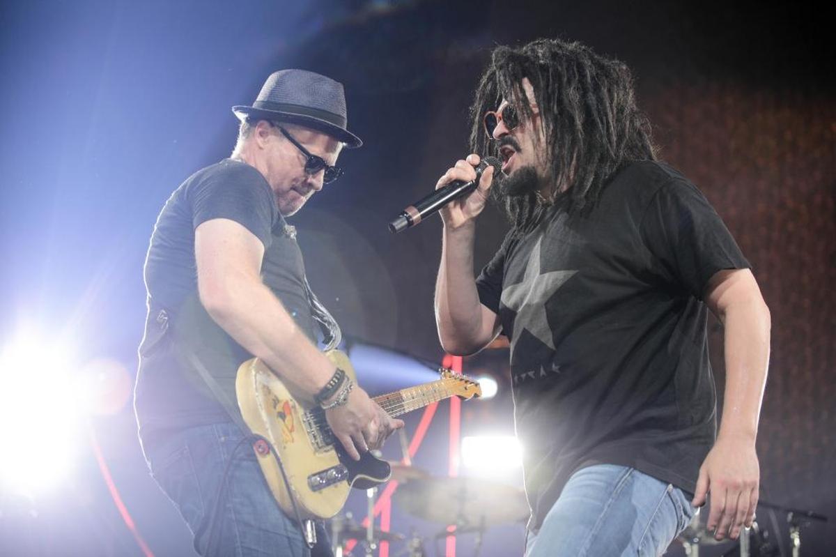 David Immerglück (left) and and Adam Duritz perform during a Counting Crows concert in Charlotte Sunday night.