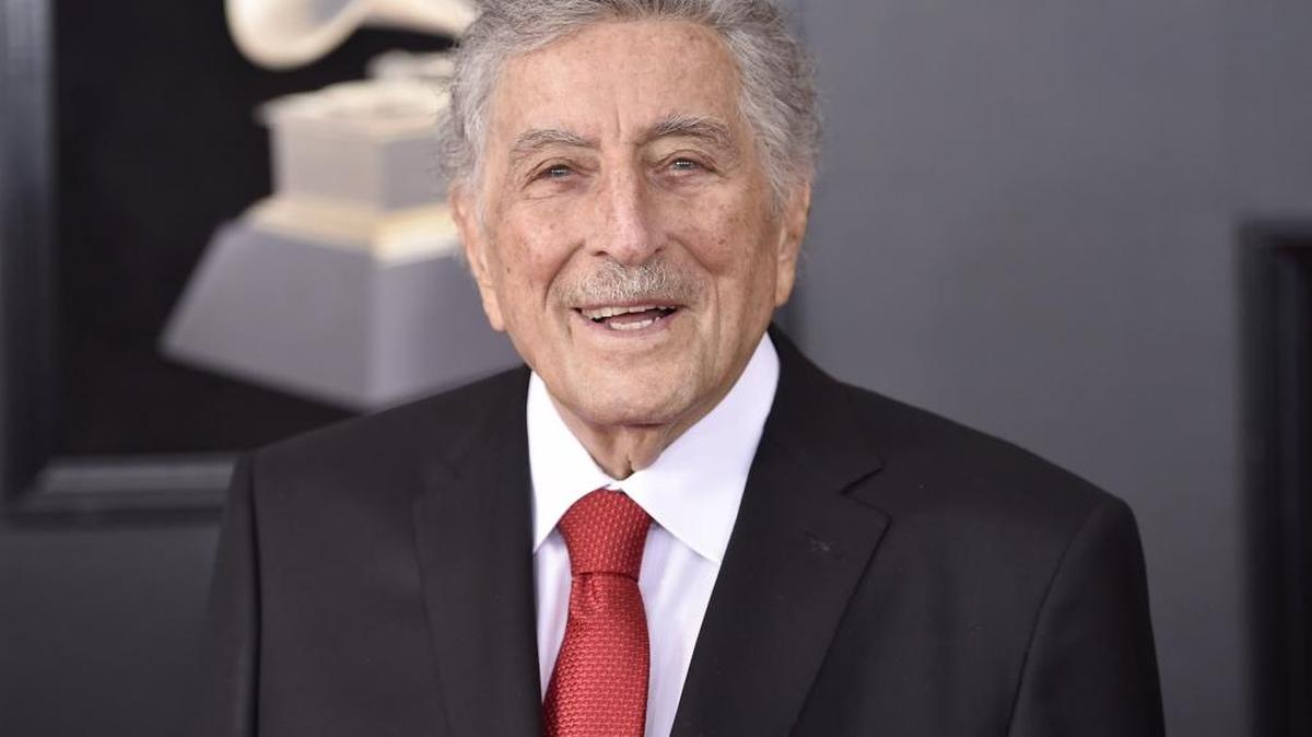 Tony Bennett, pictured at the 60th annual Grammy Awards in New York in January, performed at Charlotte’s Ovens Auditorium on Thursday night.