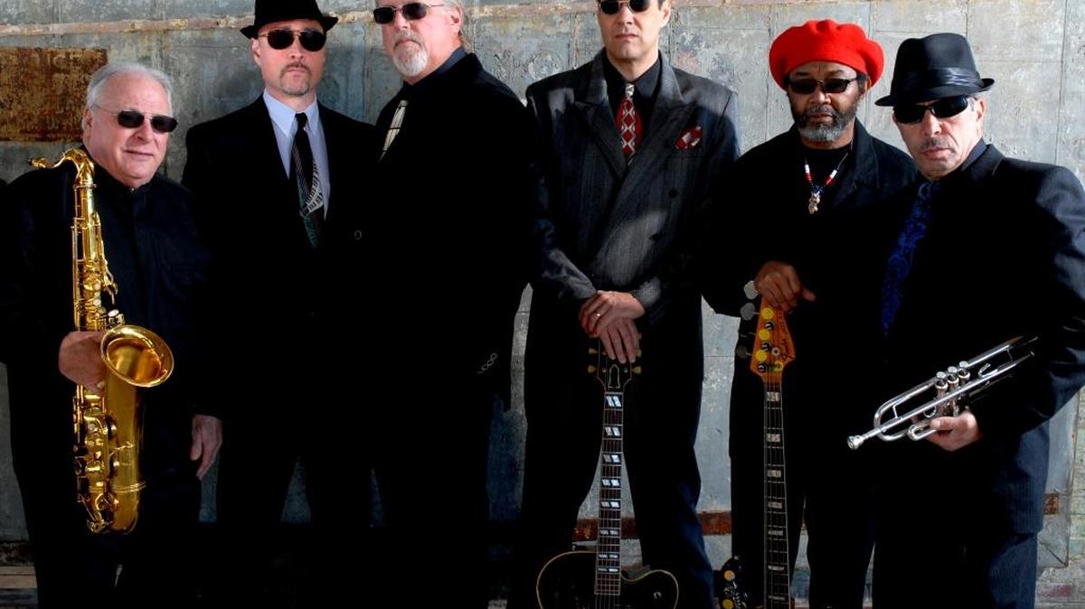 Elliott & the Untouchables.