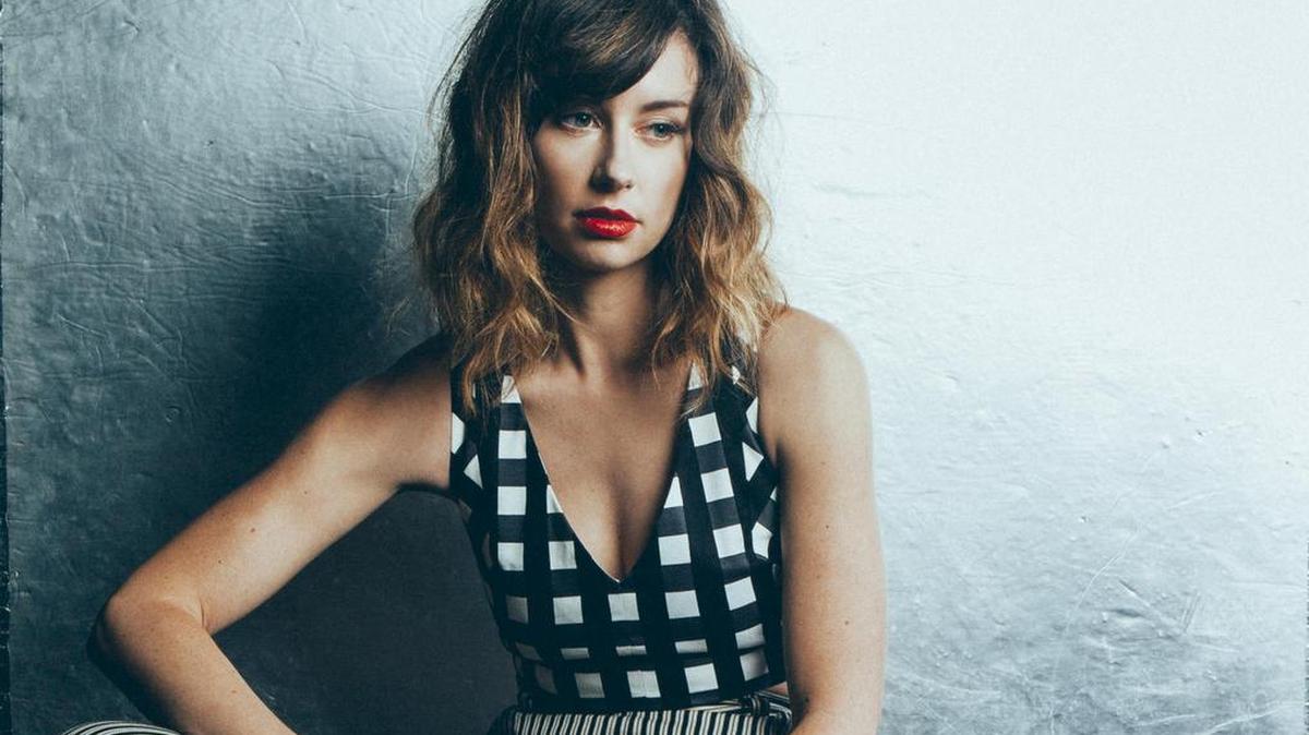 Lera Lynn performs at Neighborhood Theatre on Saturday night.