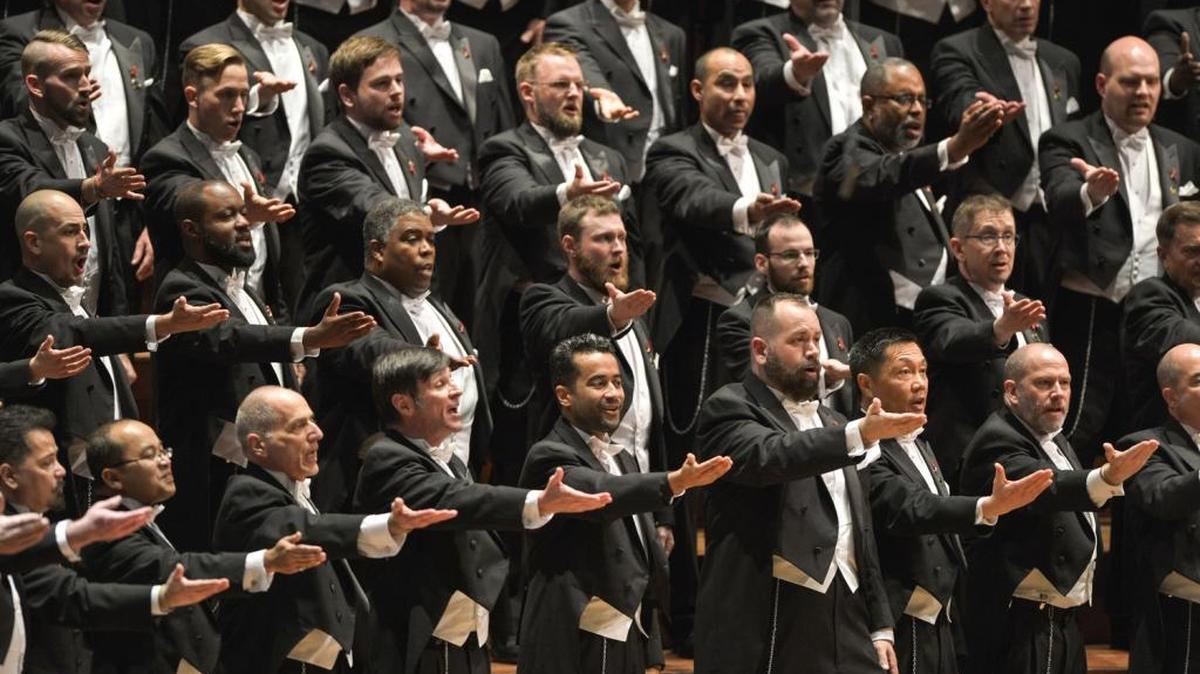 The San Francisco Gay Men’s Chorus brings its Lavender Pen Tour to Ovens Auditorium on Saturday night.