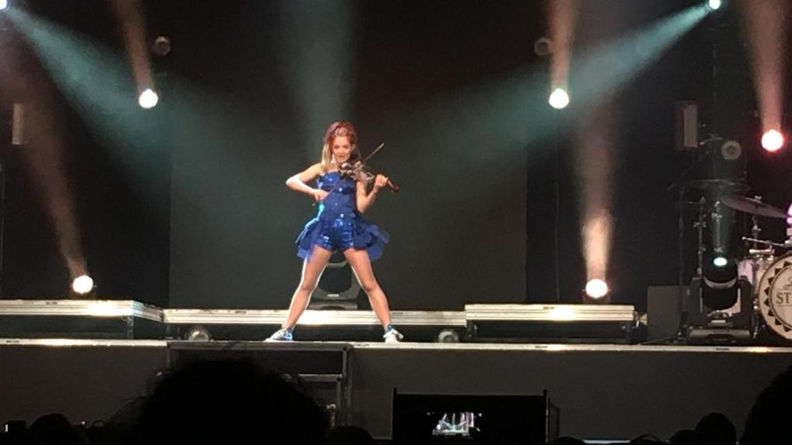 Electric violinist Lindsey Stirling gave an energetic 90-minute performance Tuesday.