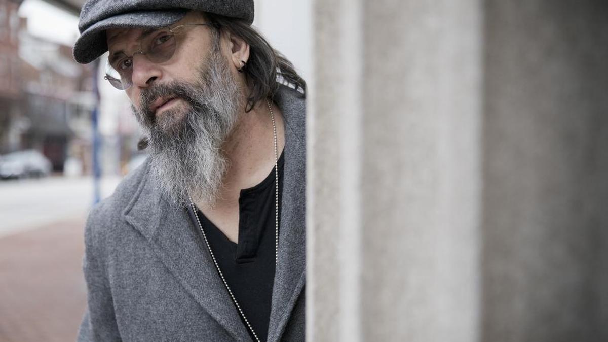 Steve Earle and the Dukes will perform at McGlohon Theater on Tuesday night.
