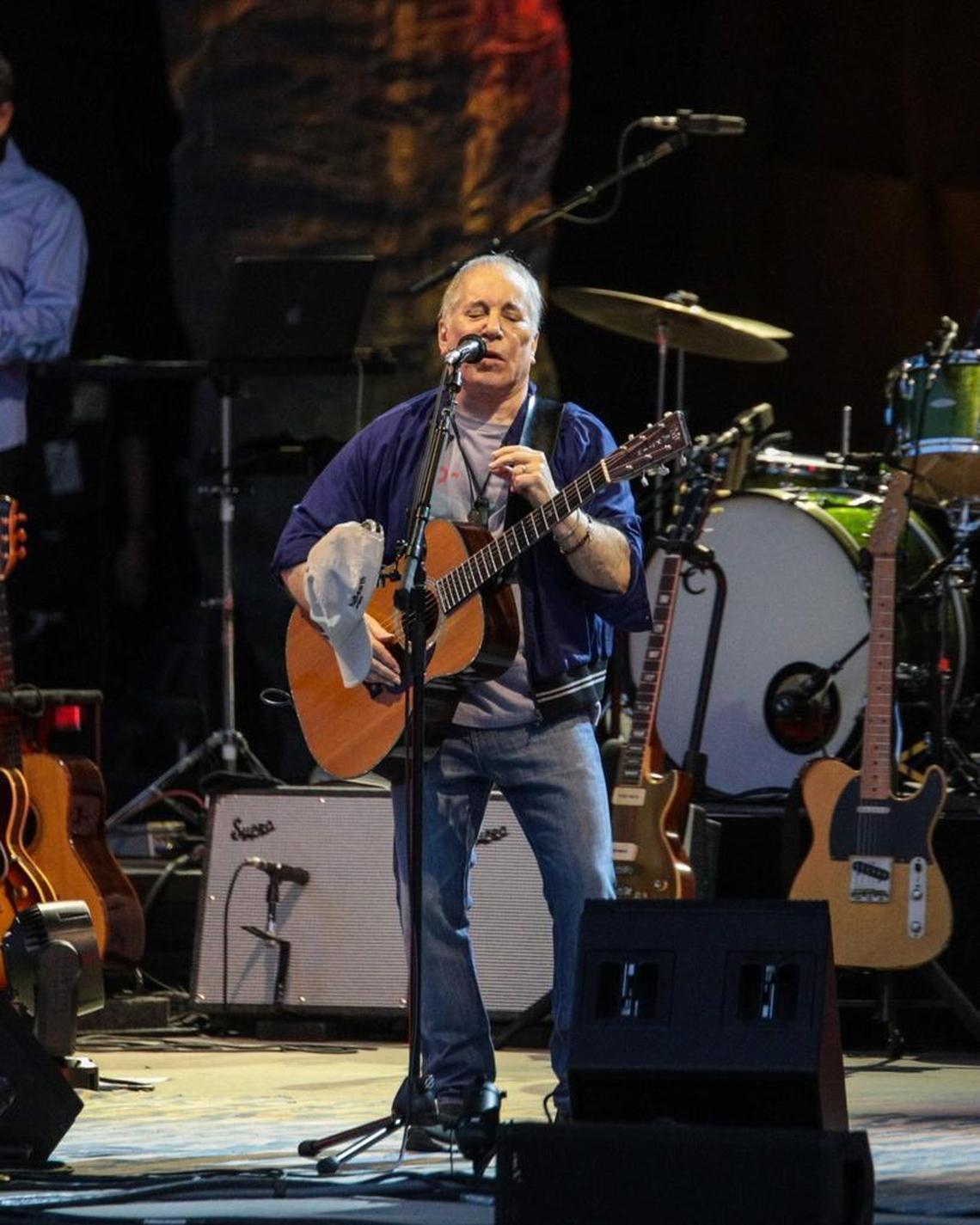 Paul Simon played 25 songs over the course of about 2 hours and 15 mintutes on Tuesday night.