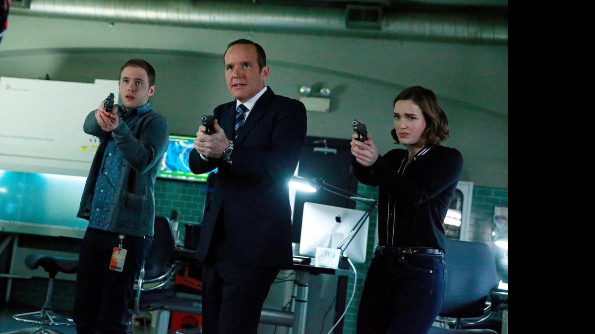 
(L-R): Iain de Caestecker, Clark Gregg and Elizabeth Henstridge in the two-hour season finale of “Marvel's Agents of S.H.I.E.L.D.”

