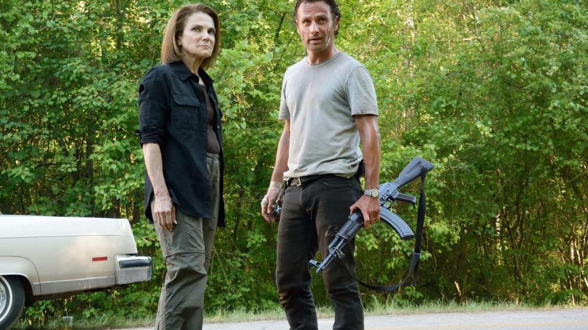 
Tovah Feldshuh (left) as Deanna Monroe and Andrew Lincoln as Rick Grimes in the Season 6 premiere of “The Walking Dead.”
