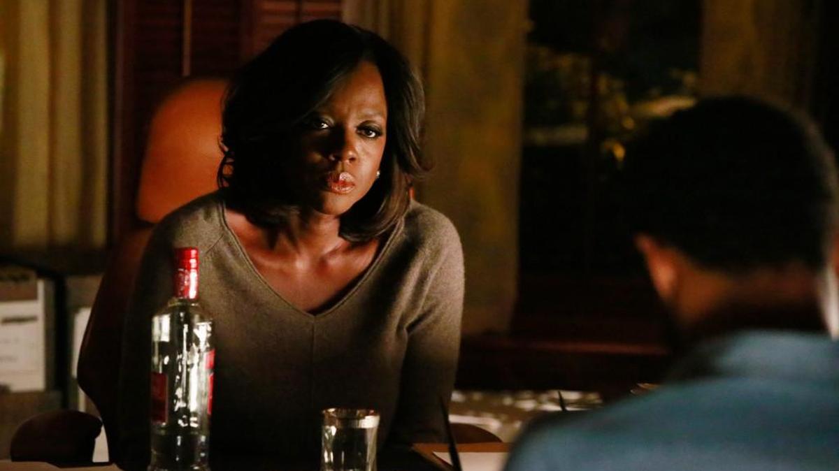 Annalise (Viola Davis) is about to crack under pressure on ABC’s “How to Get Away with Murder” season finale.