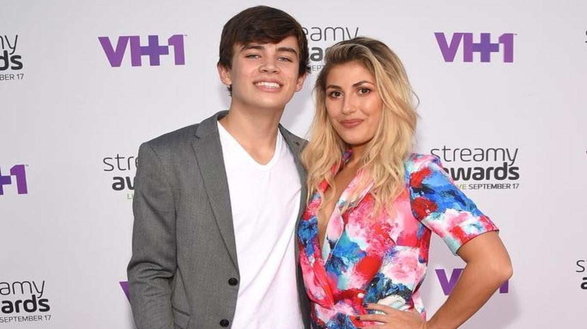 
TV personality Hayes Grier and dancer Emma Slater attend VH1's 5th Annual Streamy Awards at the Hollywood Palladium on September 17, 2015 in Los Angeles, California. 
