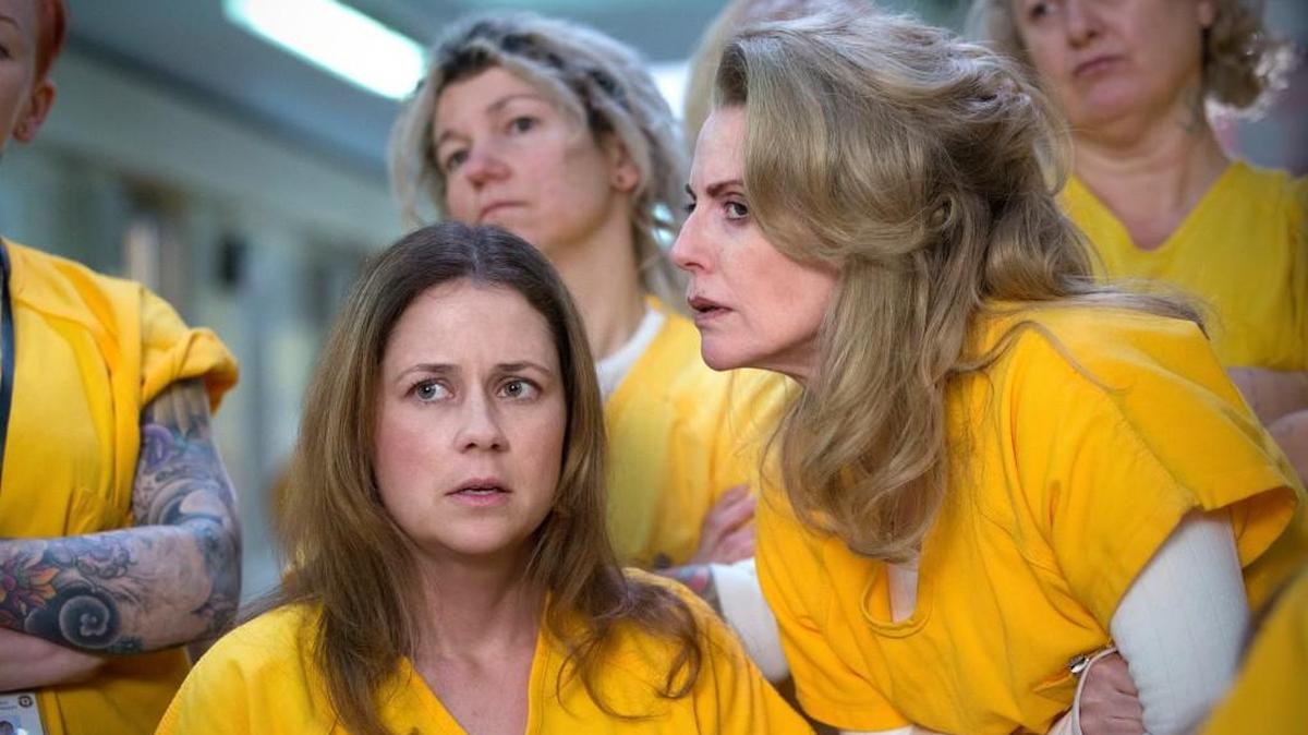 (L-R): Jenna Fischer as Rhonda McNeil, Megan Mullally as Leanne in “You, Me and the Apocalypse” on NBC.