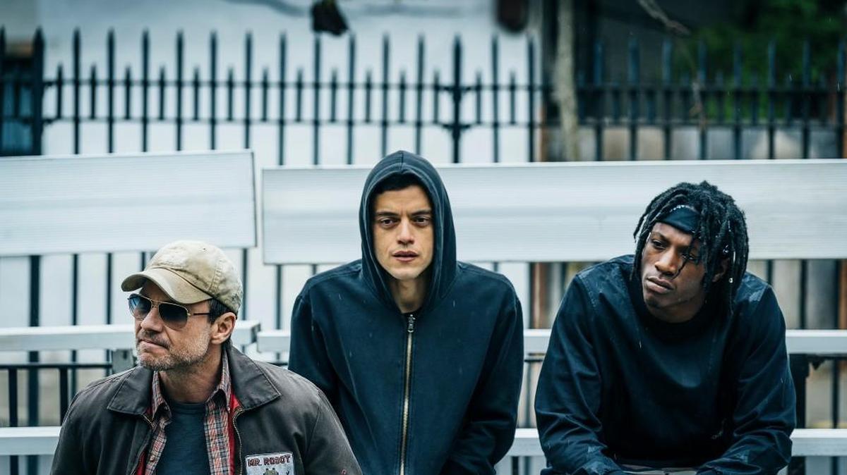 (L-R): Christian Slater as Mr. Robot, Rami Malek as Elliot Alderson and Joey Bada$$ as Leon.
