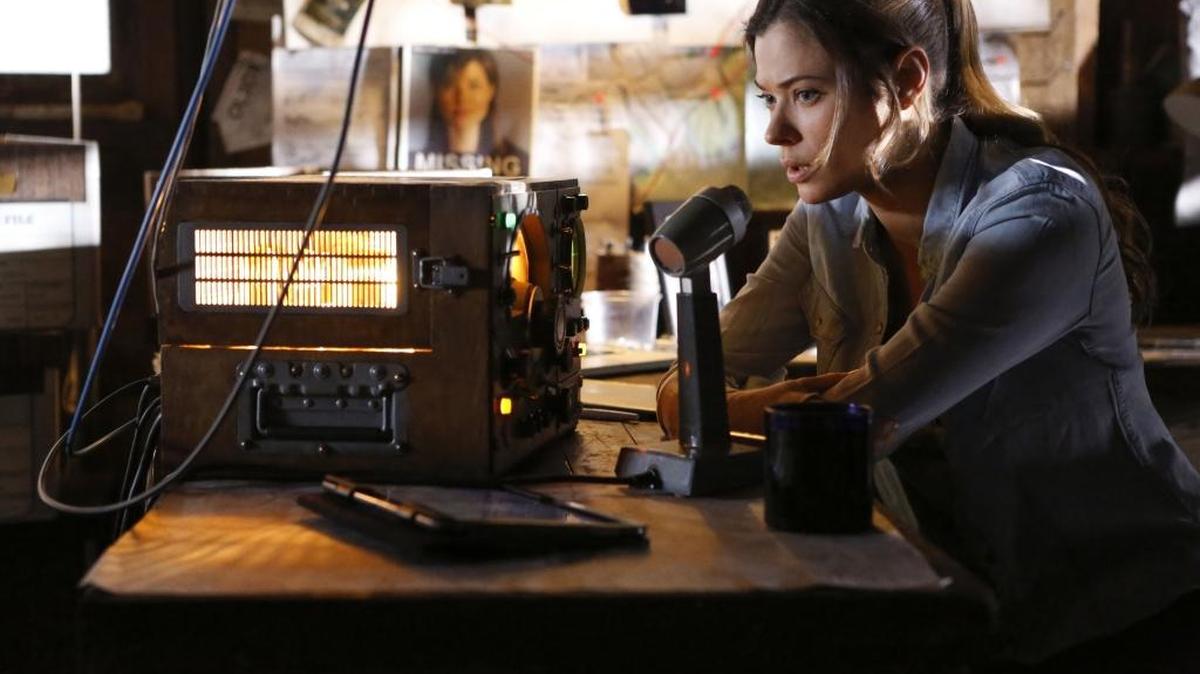 Peyton List as Raimy in the premiere episode of “Frequency” on The CW.