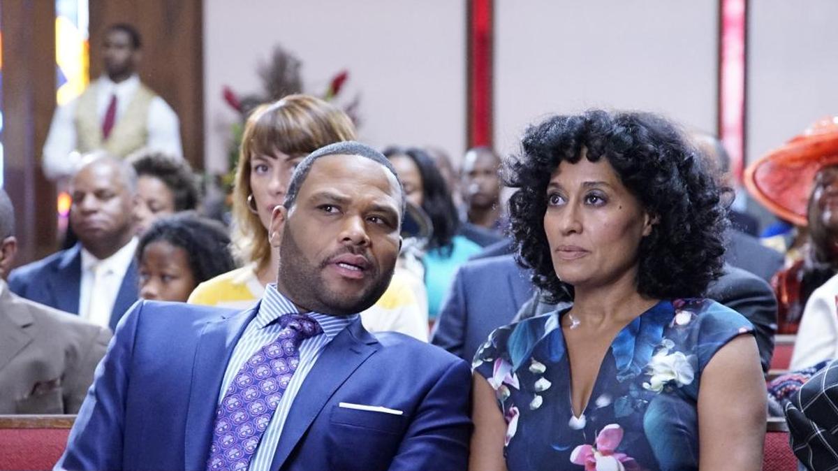 Anthony Anderson (left) and Tracee Ellis Ross in the “Churched” episode of “black-ish” on ABC.
