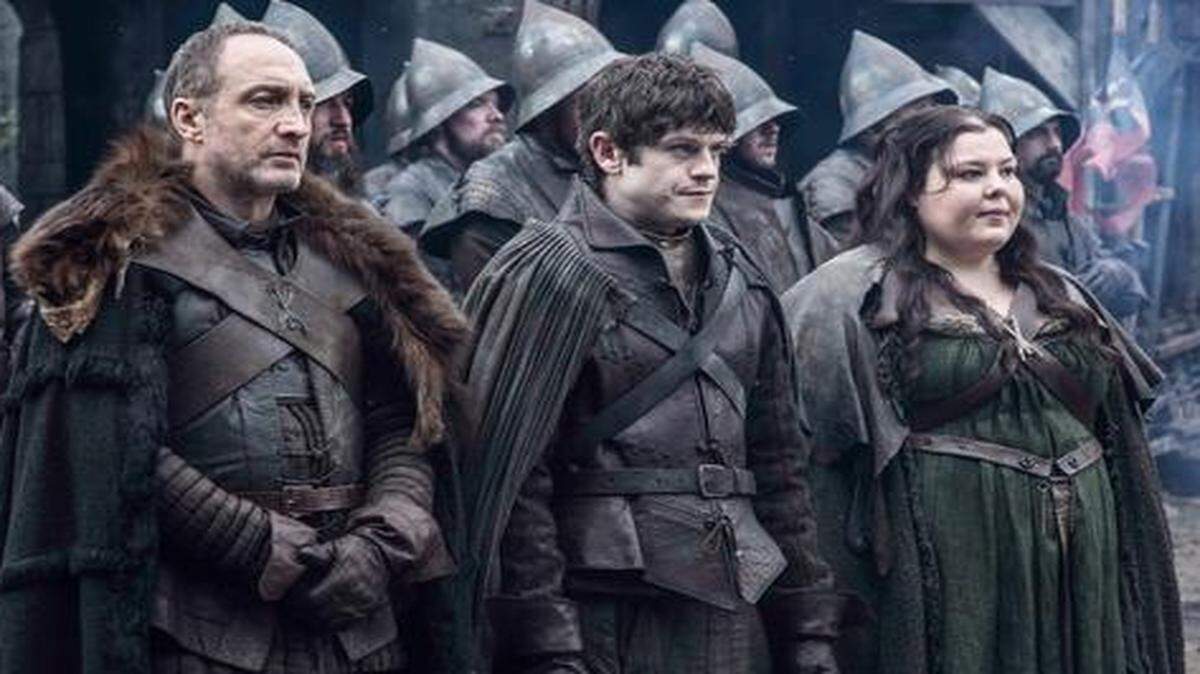 
(L-R) Michael McElhatton as Roose Bolton, Iwan Rheon as Ramsay Bolton and Elizabeth Webster as Walda Bolton in Season 5 of “Game of Thrones.” 
