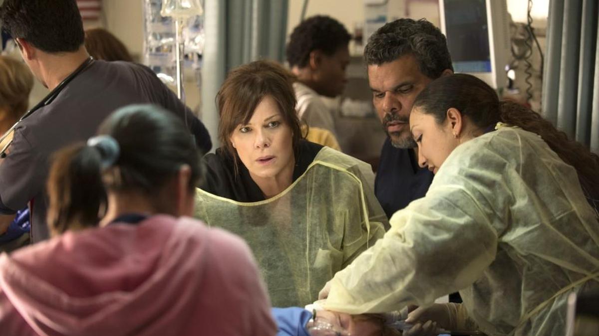 
Marcia GayHarden (center) in “Code Black.”
