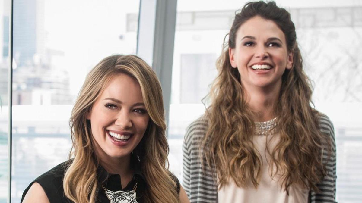 Hilary Duff (left) as Kelsey and Sutton Foster as Liza in TV Land’s “Younger.”