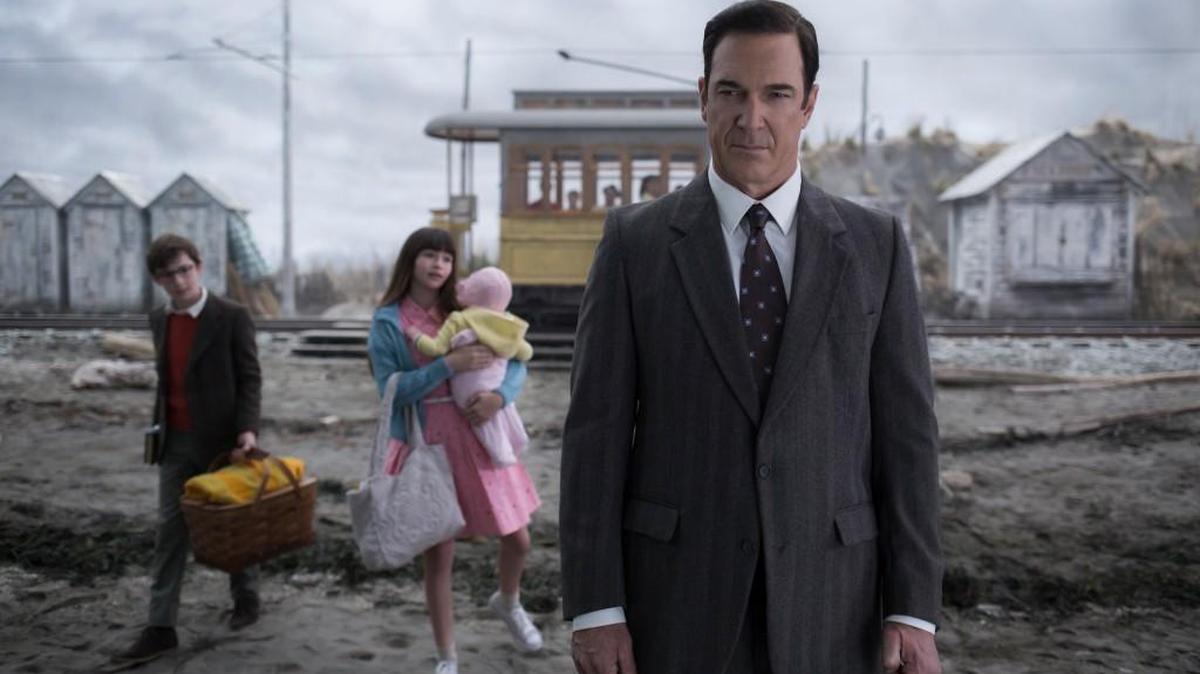 Patrick Warburton in “A Series Of Unfortunate Events” on Netflix.