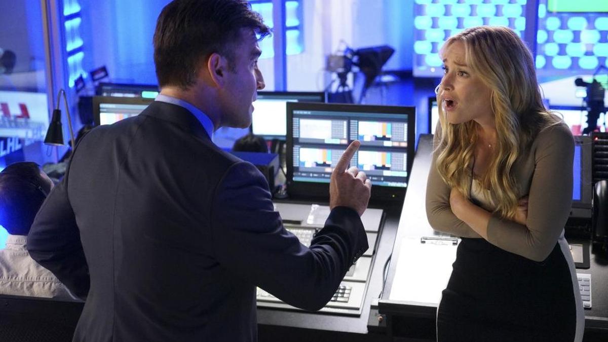 Matt Walton, left, and Piper Perabo in ABC’s “Notorious.”