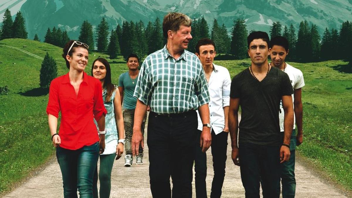
School trip for the integration school from the documentary “Neuland.”
