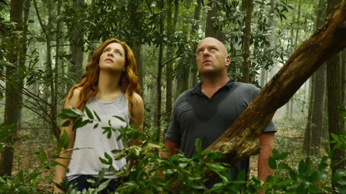 
( L-R) Rachelle Lefevre as Julia Shumway and Dean Norris as James "Big Jim" Rennie on CBS’ “Under the Dome.” 

