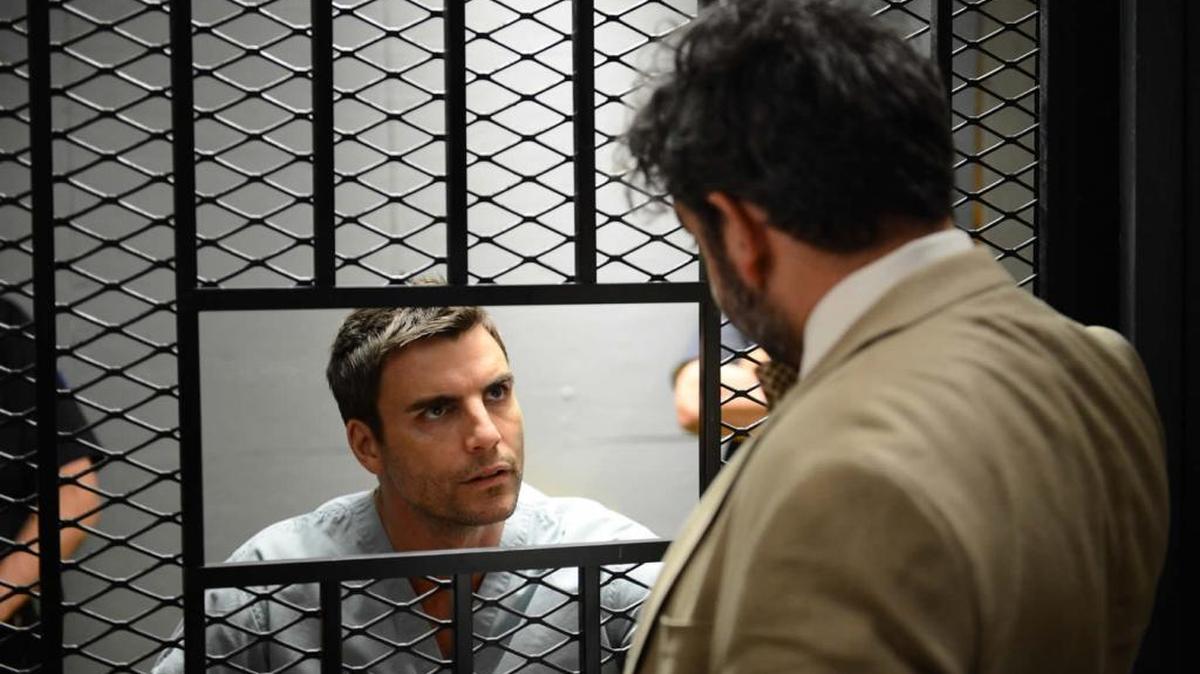 
Colin Egglesfield as Bruce Beresford-Redman, a producer for “Survivor” who was accused of murdering his wife while on vacation in Mexico.
