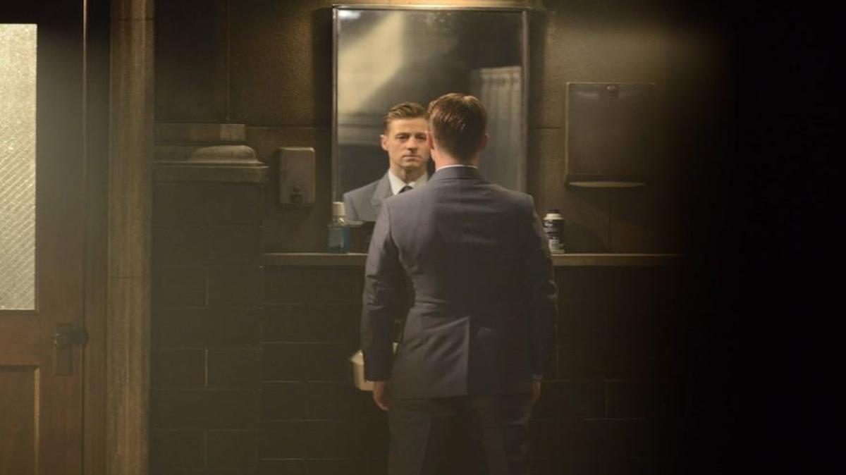 
Det. James Gordon (Benjamin McKenzie) in “Gotham” on Fox.
