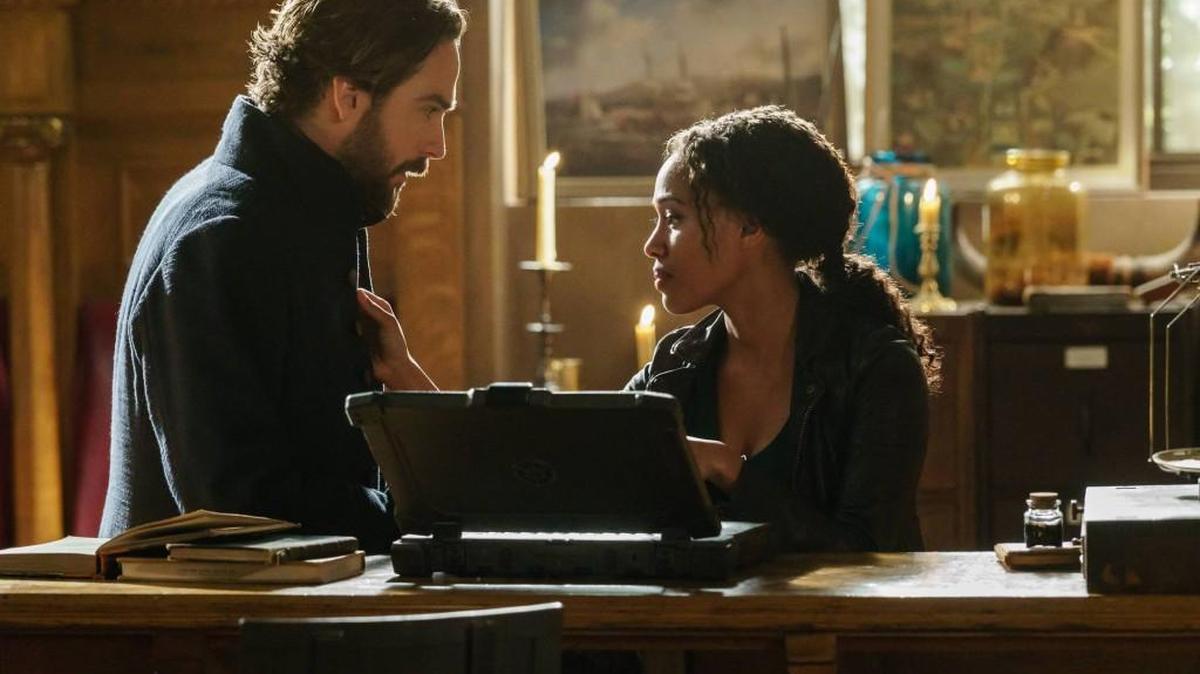 Tom Mison, left, and Nicole Beharie in the season finale episode of “Sleepy Hollow” on Fox.