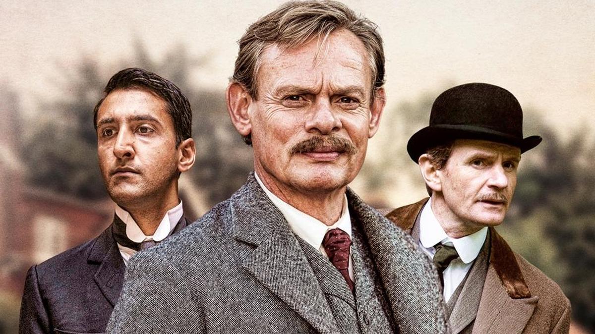 Martin Clunes is Arthur Conan Doyle in the British TV drama "Arthur & George."