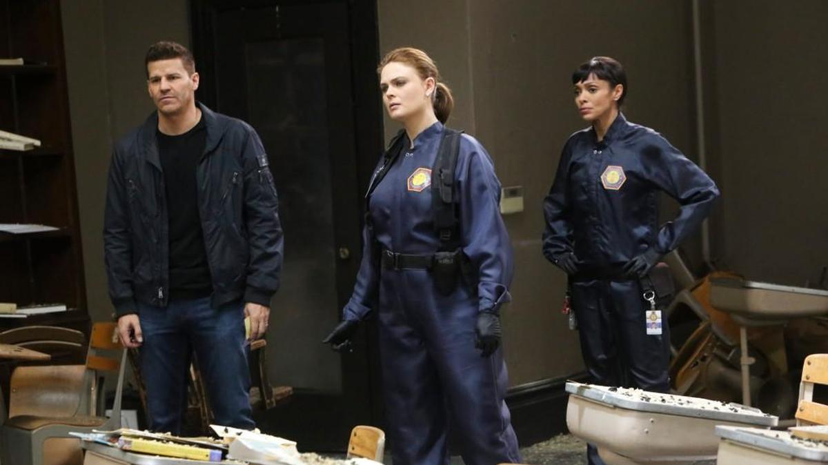 (L-R) David Boreanaz, Emily Deschanel and Tamara Taylor in the season finale episode of “Bones” on Fox.
