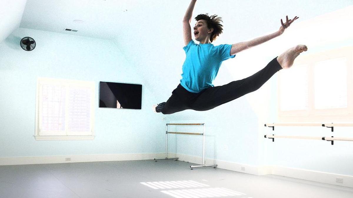 
 Past local participants in the Broadway Dreams Foundation class have included Charlotte’s Sam Faulkner, who played Billy Elliot this winter at age 16, at N.C. Theatre in Raleigh, in the region's first professional version. have included Charlotte’s Sam Faulkner, who played Billy Elliot this winter at age 16, at N.C. Theatre in Raleigh, in the region's first professional version.


