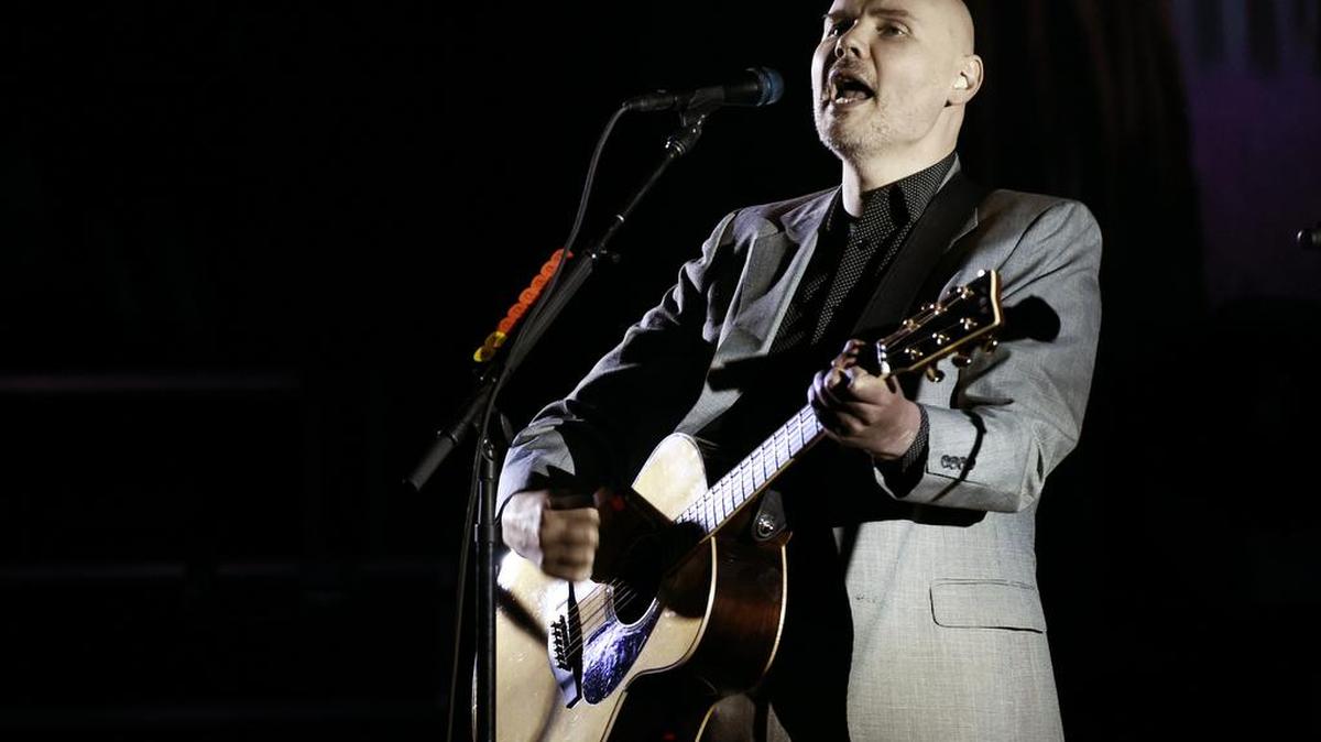 Smashing Pumpkins frontman Billy Corgan, second from left, deserves much of the credit for resurrecting The Crockett Cup.