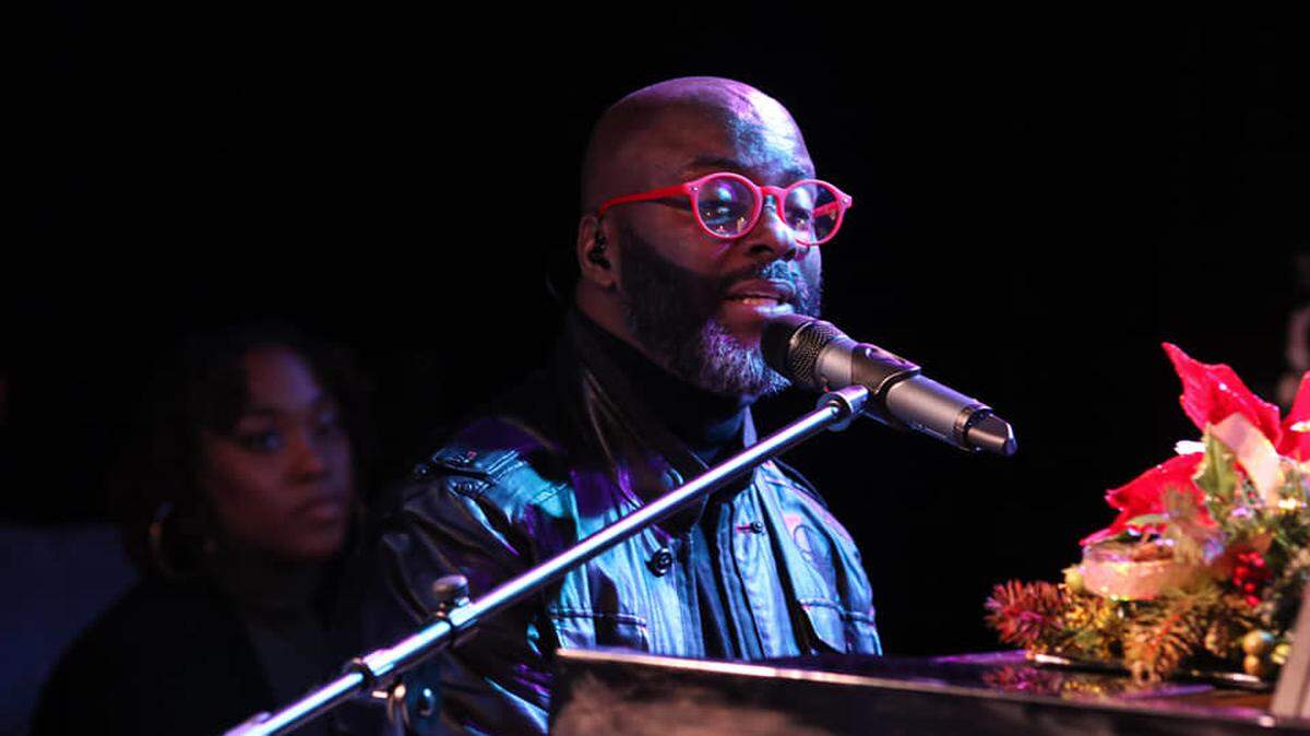 The Matt Kelly Band will play A Charlie Brown Christmas live in a virtual concert on Dec. 12.