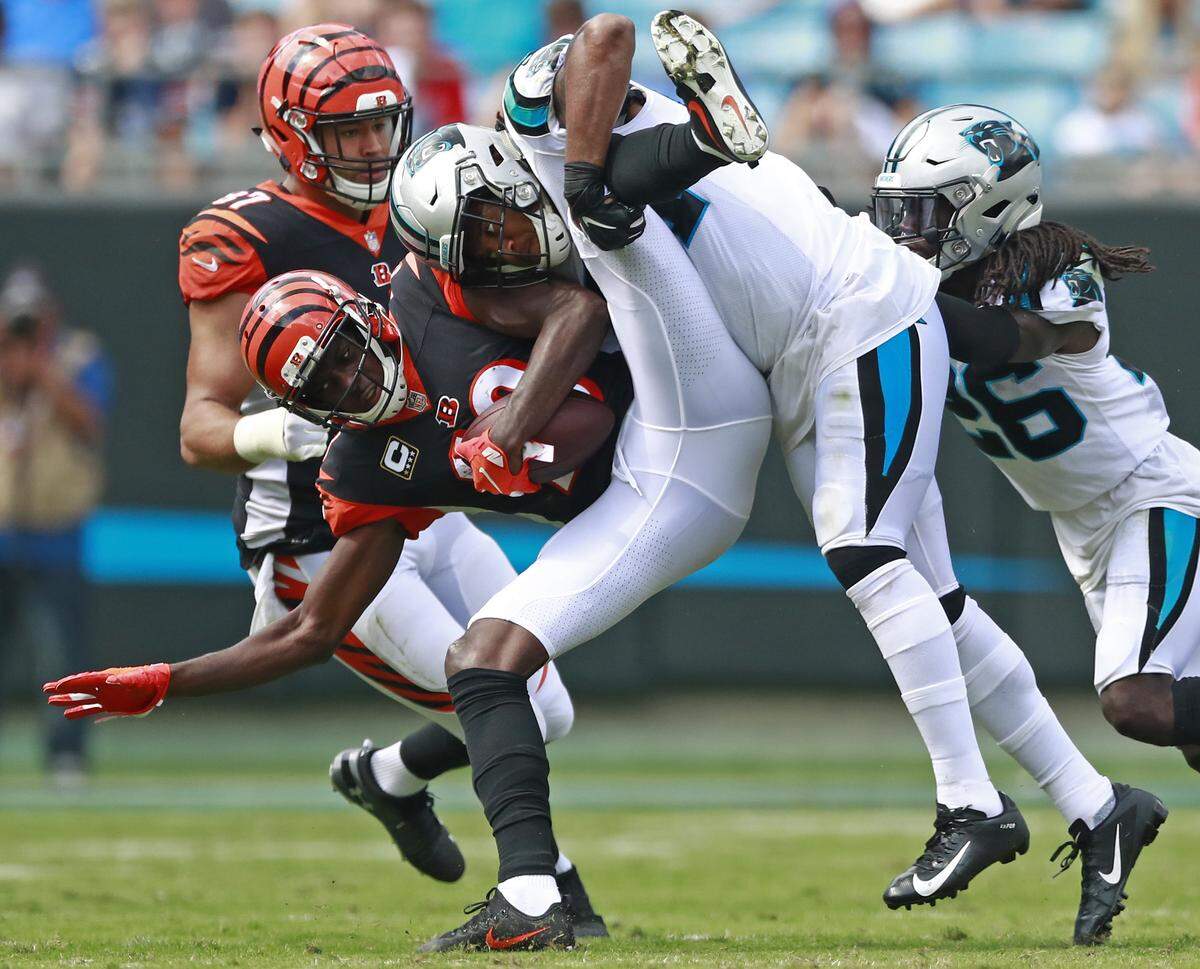 Carolina Panthers’ linebacker Shaq Thompson should play a vital role in containing the Philadelphia Eagles’ short passing game.
