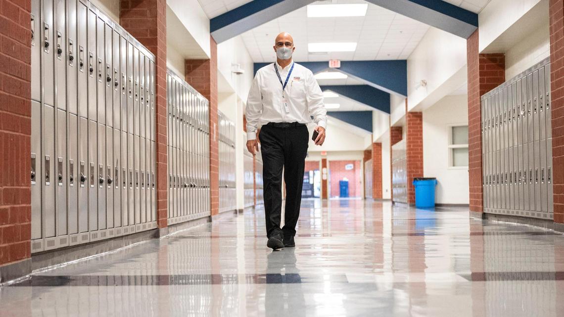 Send in the moms & dads: School safety fears spark more parent volunteers