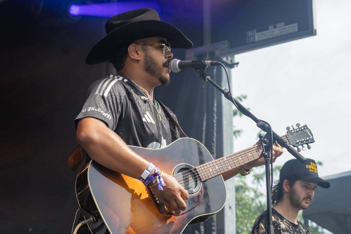 Austin McNeill performs at Lovin’ Life Music Fest.