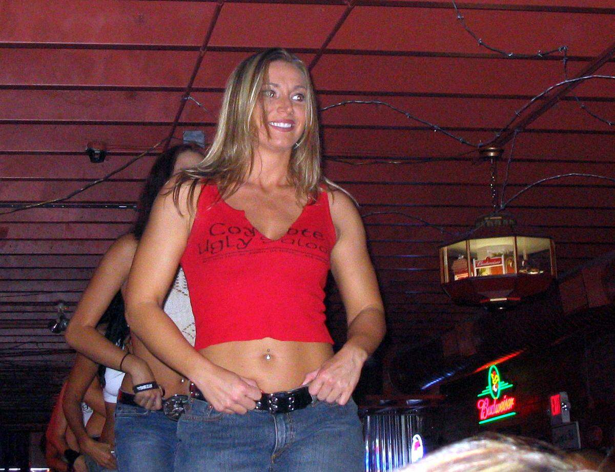 Coyote Ugly’s Charlotte grand opening in 2004.