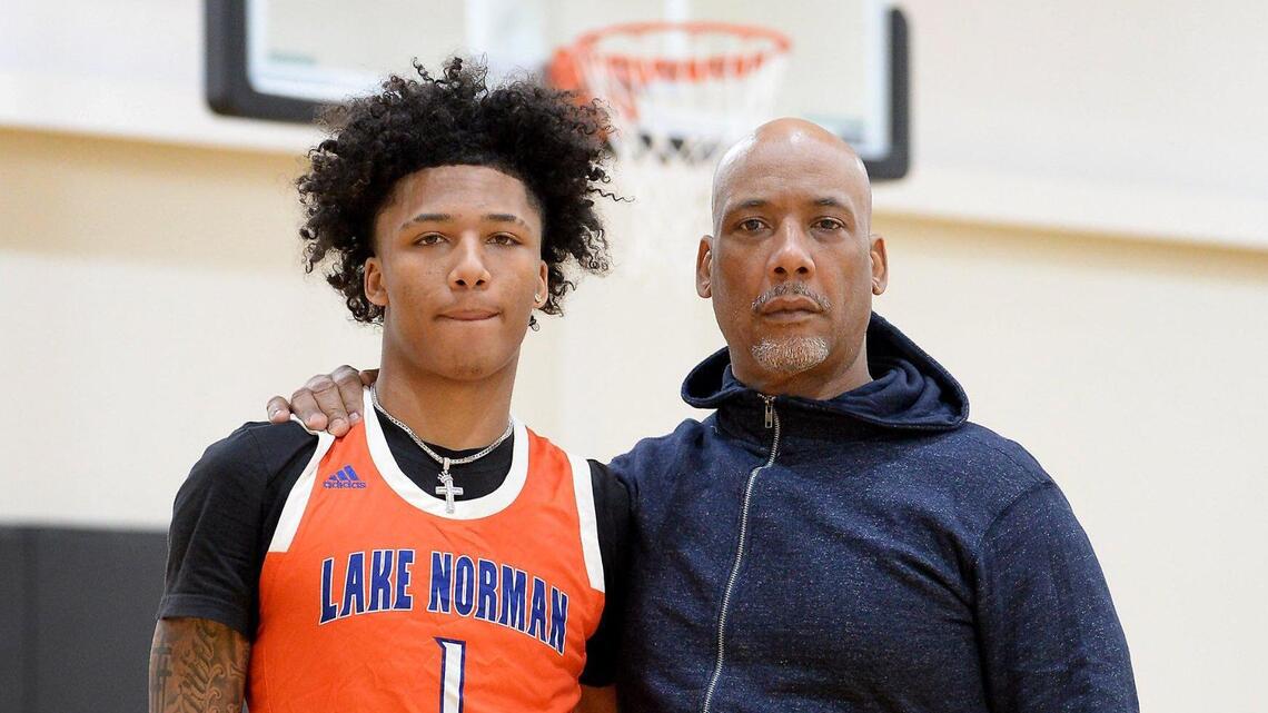 5-star basketball recruit Mikey Williams is staying in Charlotte, but he’s changing teams