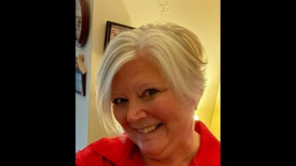 Leslie Neilsen is a teacher at Community House Middle School.